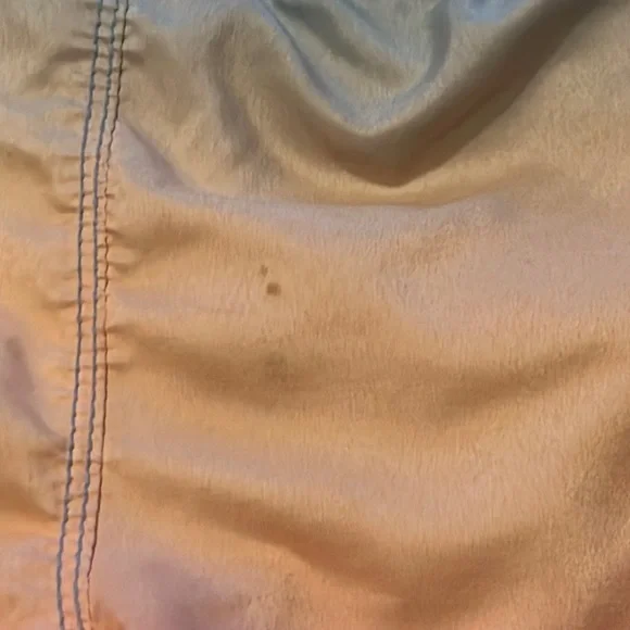 Size 2 boys swimming trunks - Picture 3 of 3